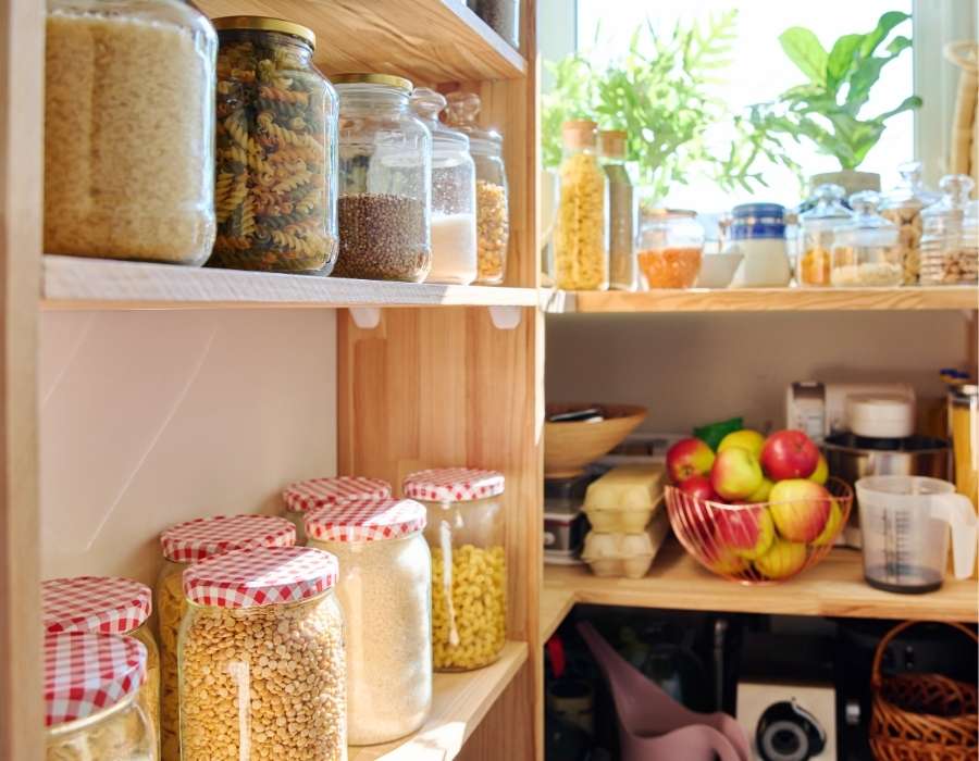 butler's pantry for intimate gatherings